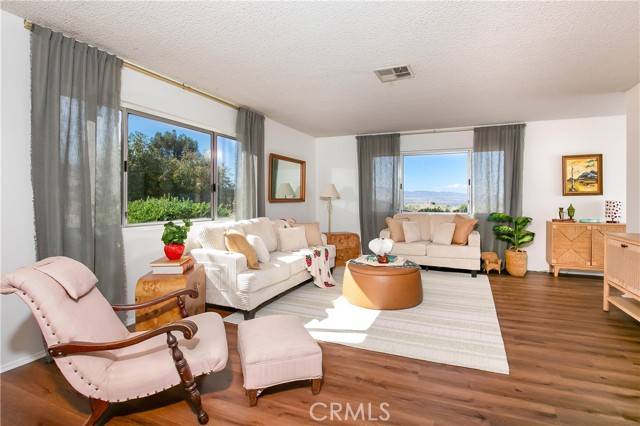 46404 Kings Canyon RD, Lancaster, CA 93536