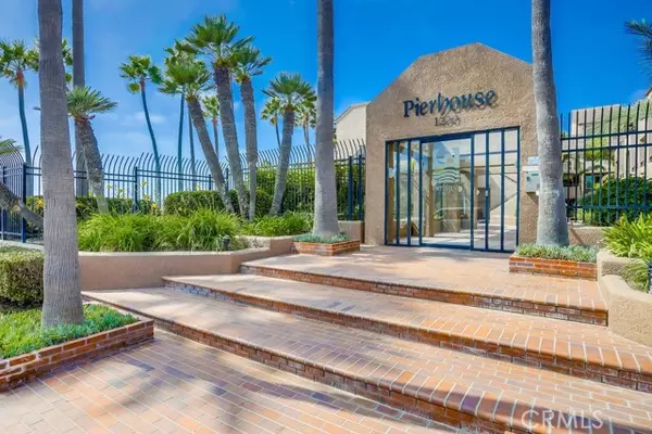 Huntington Beach, CA 92648,1200 Pacific Coast 325