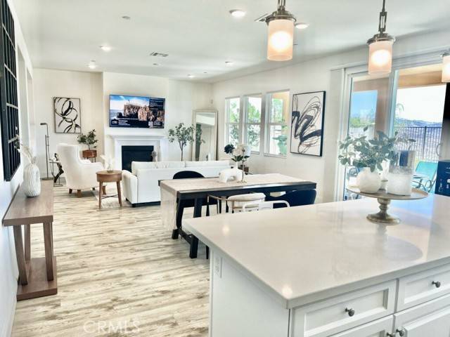 Lake Elsinore, CA 92530,4062 Tamarind RDG
