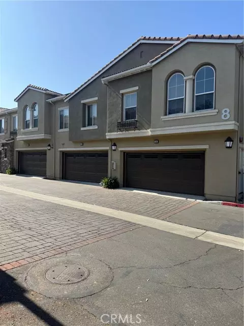 Fontana, CA 92336,15723 Parkhouse DR 40