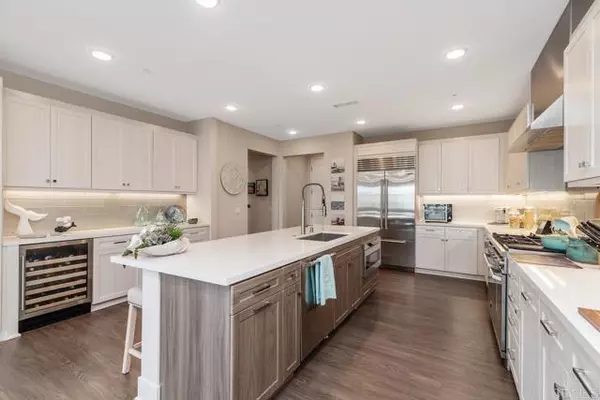 Carlsbad, CA 92008,800 Grand AVE 105