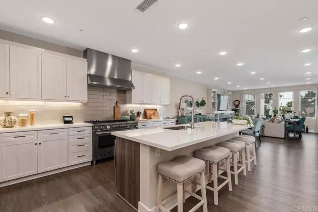 Carlsbad, CA 92008,800 Grand AVE 105