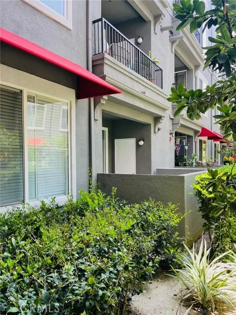 Anaheim, CA 92805,1801 E Katella AVE 1096