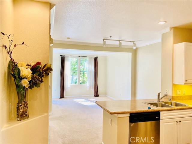 3207 Watermarke PL, Irvine, CA 92612