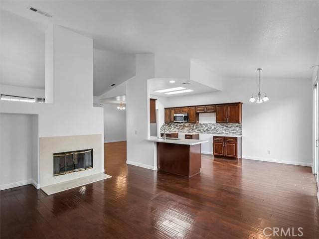 Palmdale, CA 93552,37453 56th ST