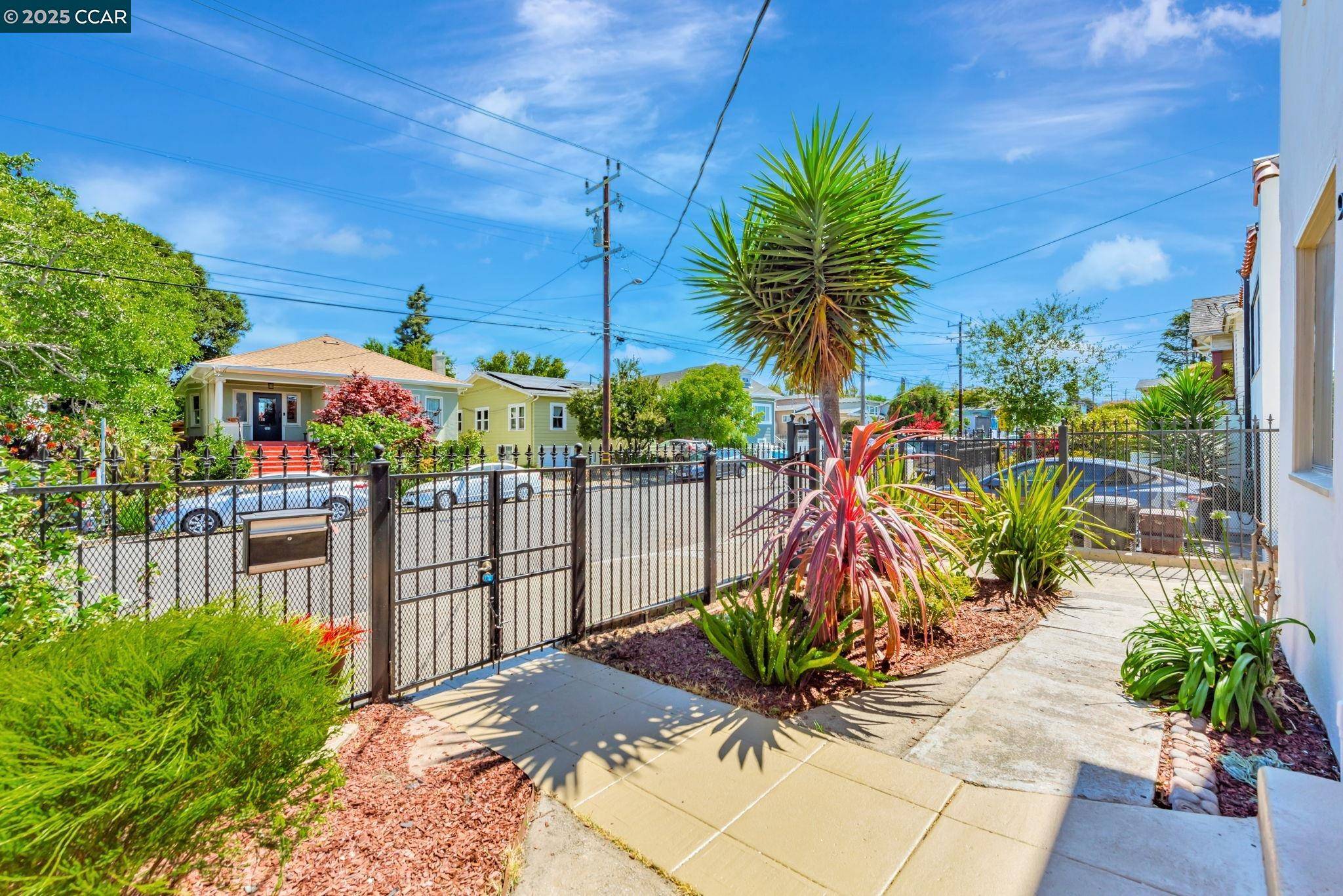 Oakland, CA 94608,941 45Th St
