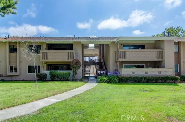 Huntington Beach, CA 92646,8877 Lauderdale CT 210F