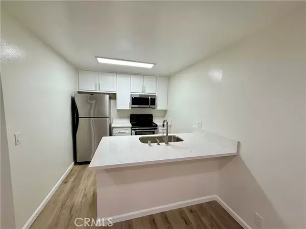 Los Angeles, CA 90042,5850 Benner St 103