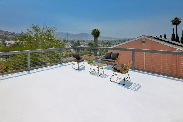 Spring Valley, CA 91977,8856 Harness ST