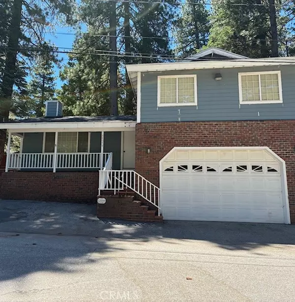 32079 Fern DR, Running Springs, CA 92382