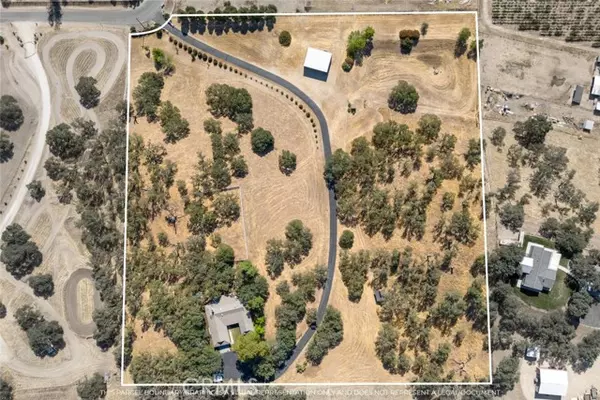 Paso Robles, CA 93446,239 Woodland RD
