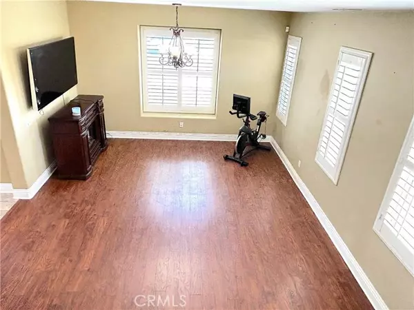 San Jacinto, CA 92582,278 Overleaf WAY