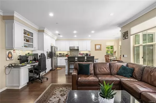 Irvine, CA 92620,38 Larkfield
