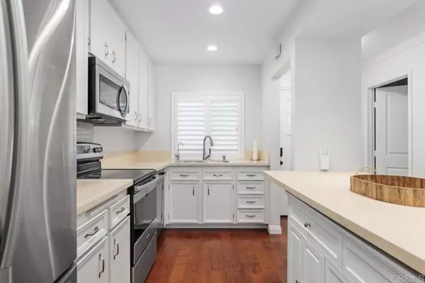 Encinitas, CA 92024,1833 Stonebrook LN