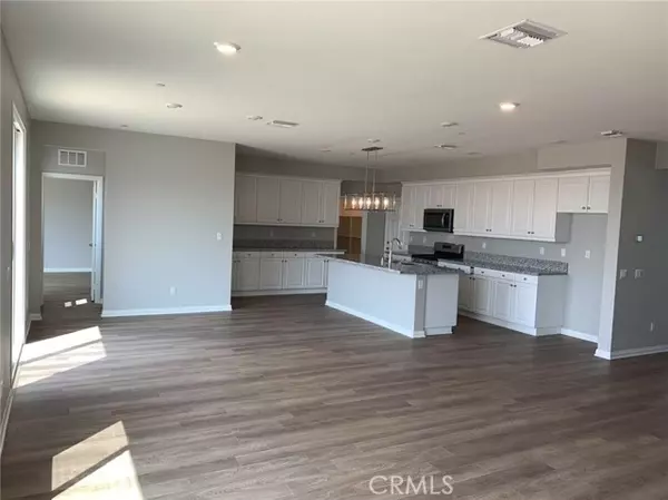 Riverside, CA 92507,7453 Grazing LN