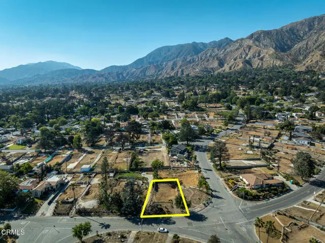 1077 E Palm Street ST, Altadena, CA 91001