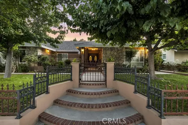 West Hills, CA 91304,7951 Woodlake AVE