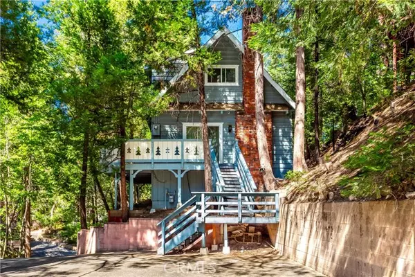 27941 Rainbow DR, Lake Arrowhead, CA 92352