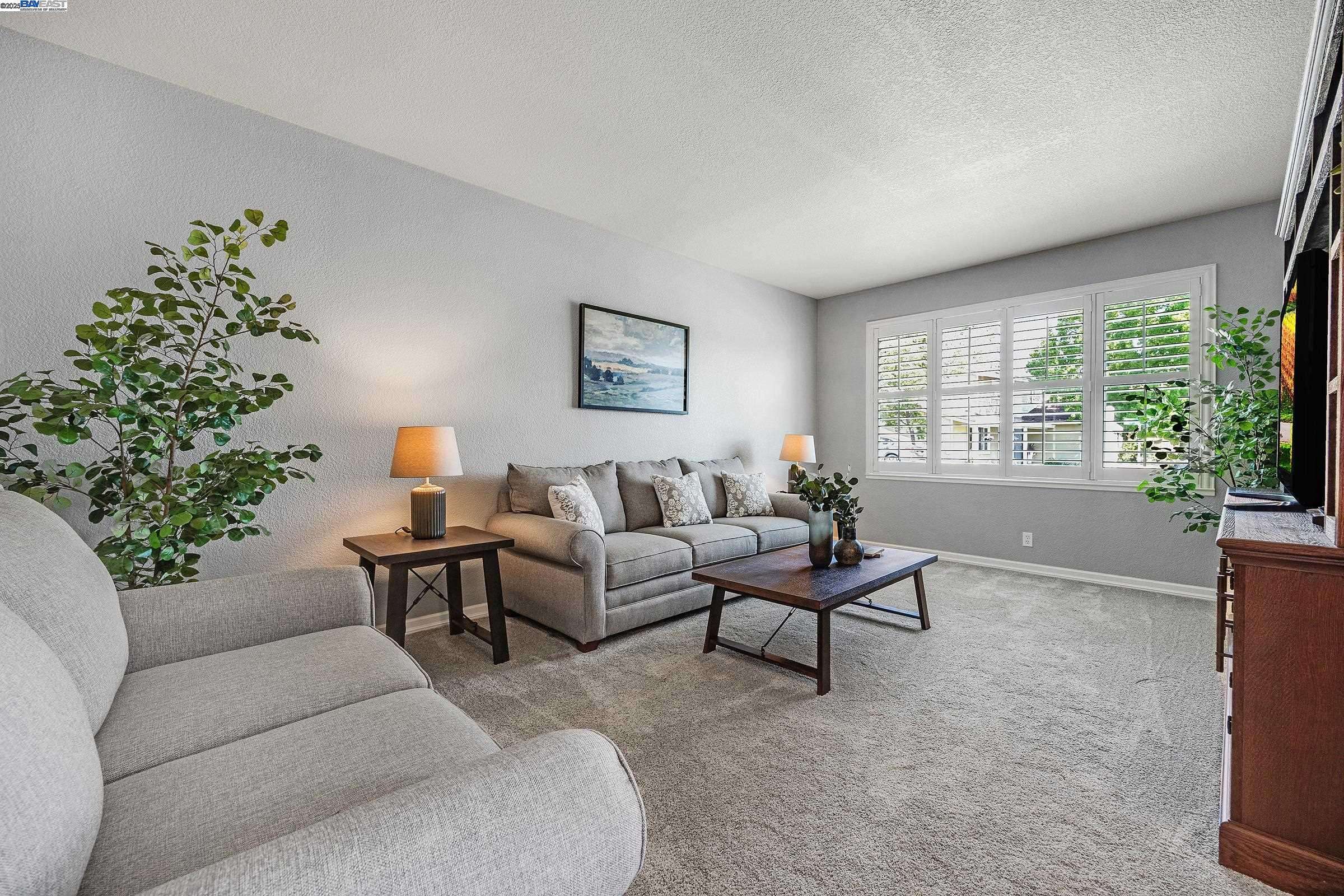 Pleasanton, CA 94588,7660 Applewood WAY