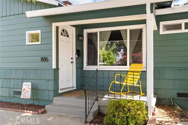 Chico, CA 95926,886 Lynn LN