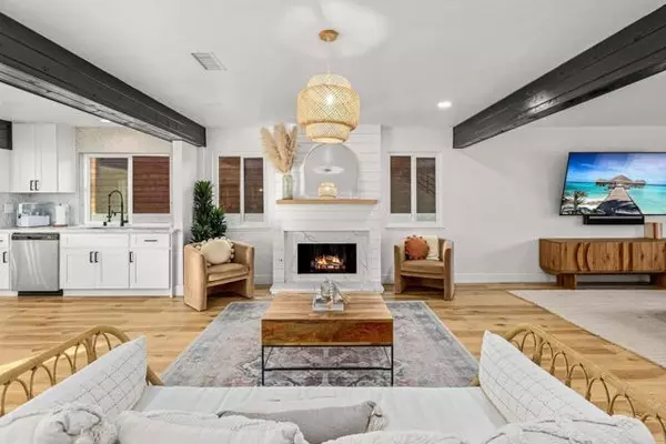 Oceanside, CA 92056,3167 Camarillo AVE
