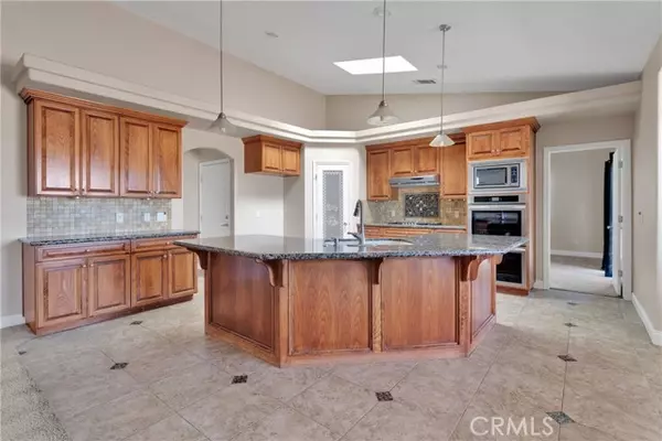 Apple Valley, CA 92307,15090 Olema RD