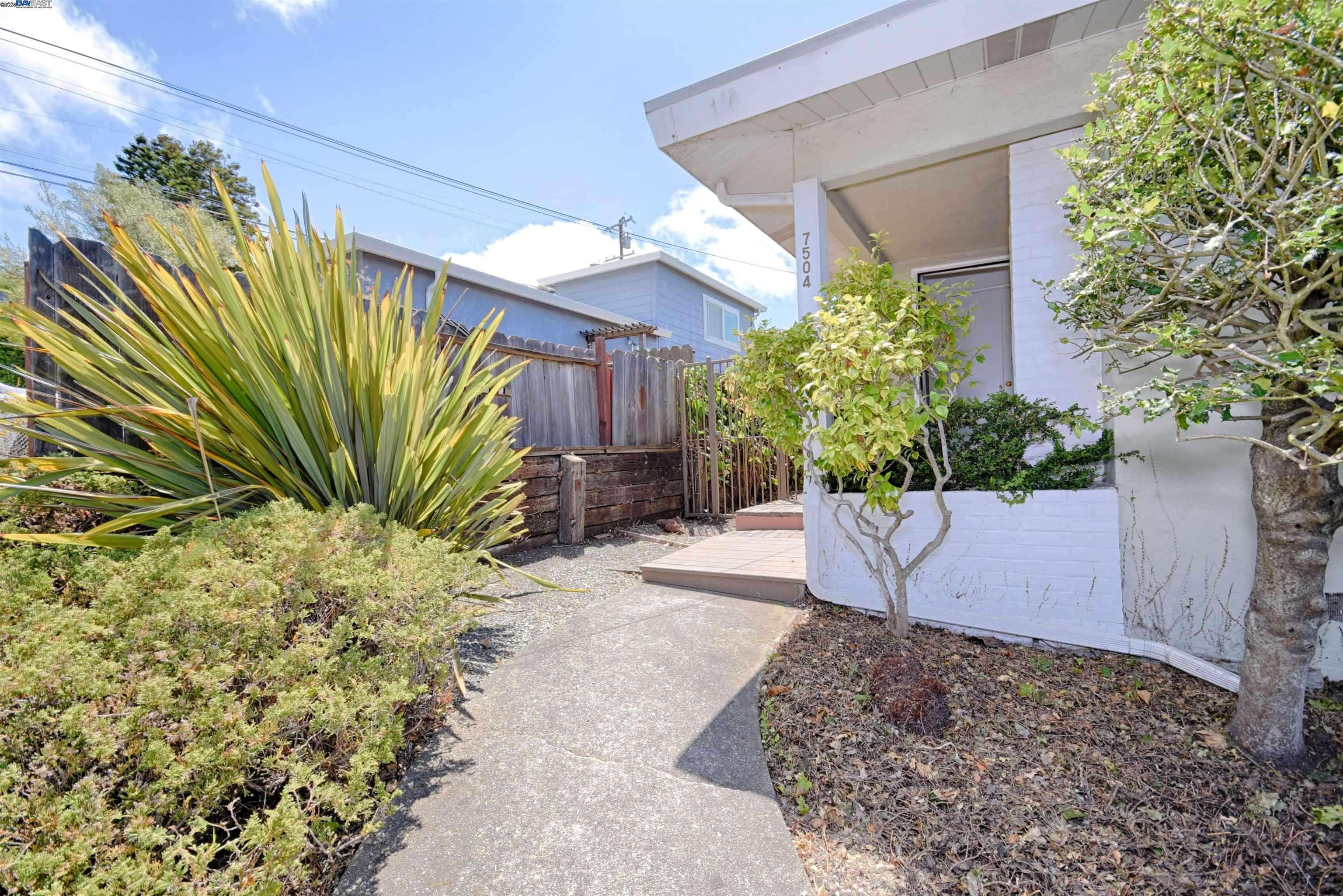 El Cerrito, CA 94530,7504 Eureka Ave