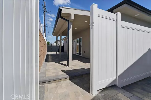 North Hollywood, CA 91605,8144 Vantage Ave