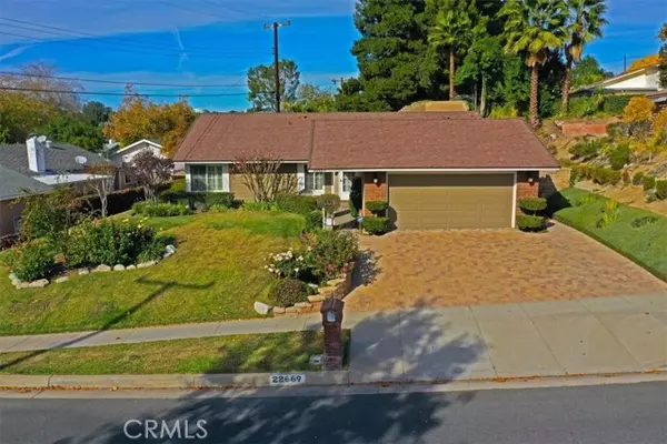 Saugus, CA 91350,22669 Pamplico DR