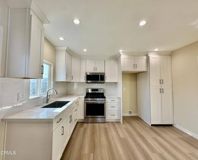 Sunland, CA 91040,8213 Oswego ST