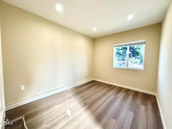 Sunland, CA 91040,8213 Oswego ST
