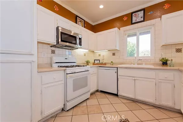 Lancaster, CA 93535,43963 Glenraven RD