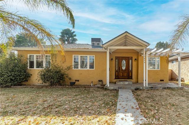 17844 Hartland ST, Reseda, CA 91335