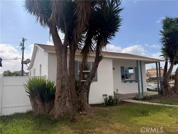 Compton, CA 90222,1242 W 134th ST