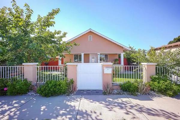 320 W 8Th AVE, Escondido, CA 92025