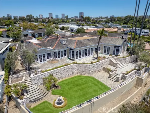 Corona Del Mar, CA 92625,1541 Dolphin