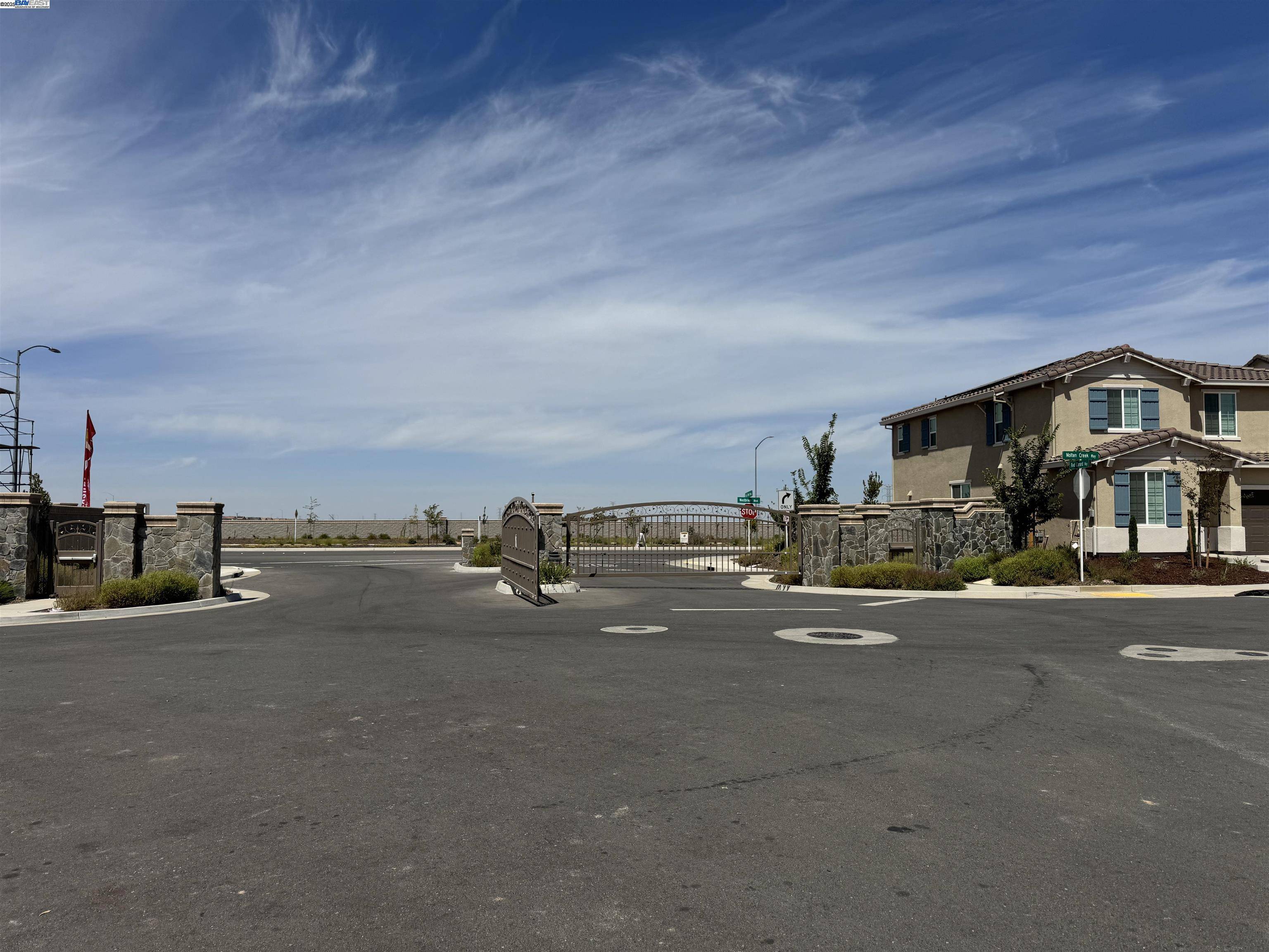Roseville, CA 95747,3040 Red Canard WAY