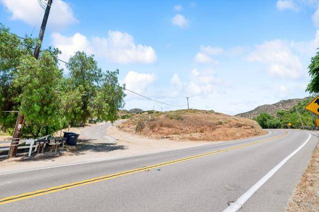 El Cajon, CA 92019,0 Harbison Canyon RD