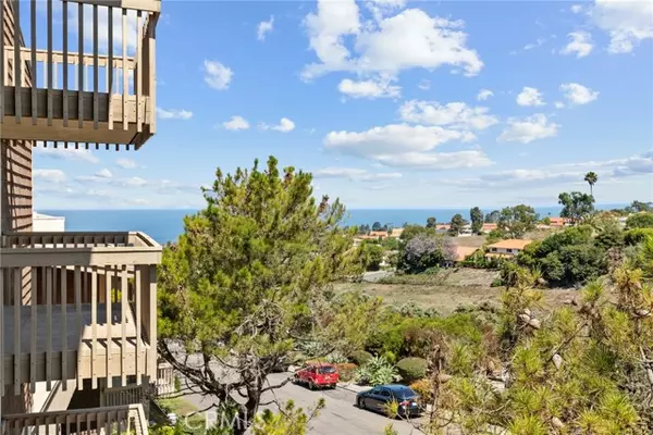 Rancho Palos Verdes, CA 90275,6542 Ocean Crest DR B208