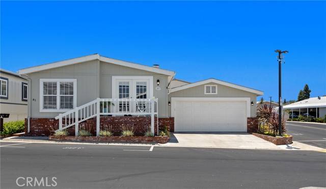 Laguna Hills, CA 92653,23301 Ridge Route DR 81