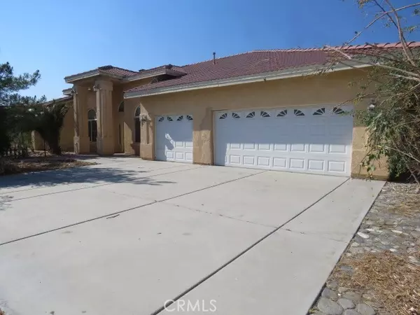 2425 Tokay RD, Phelan, CA 92371