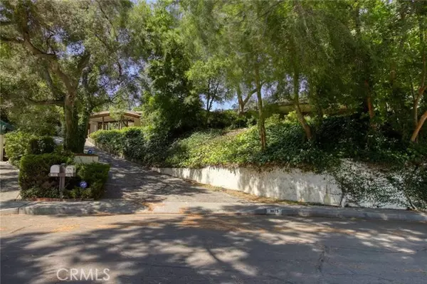 Pasadena, CA 91105,1075 Pine Oak LN