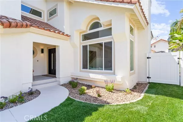 Laguna Hills, CA 92653,24876 Avenida Avalon