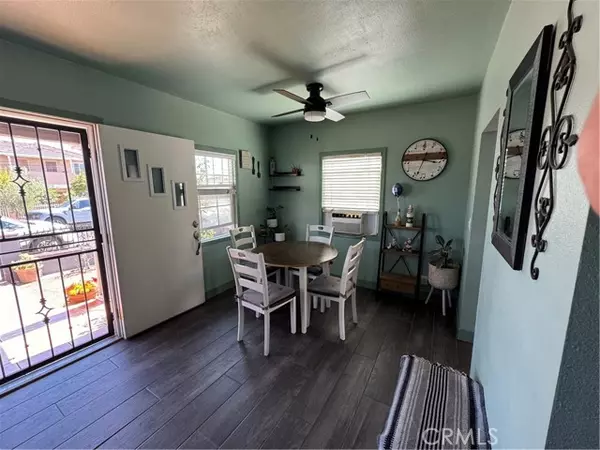 Long Beach, CA 90806,825 E Eagle ST