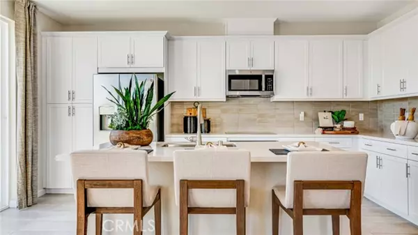 Ontario, CA 91762,2739 E Amberley Privado