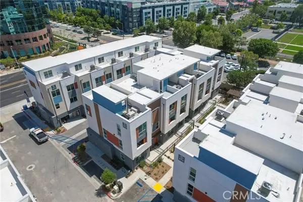 1816 E 1st ST, Santa Ana, CA 92705