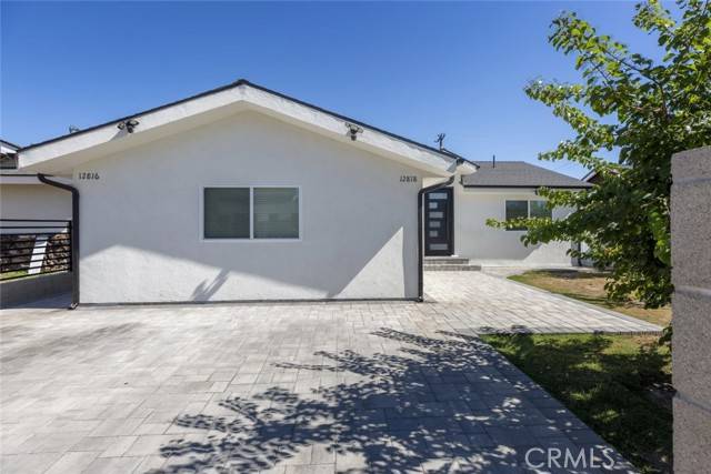 12818 Arminta ST, North Hollywood, CA 91605