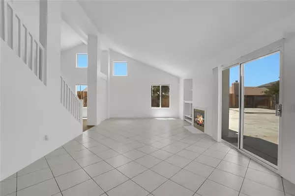 Adelanto, CA 92301,10626 Villa ST