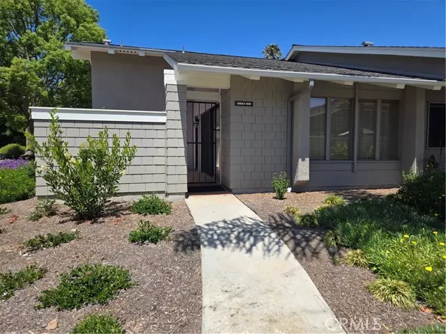 Huntington Beach, CA 92646,8566 Larkhall CIR 808A