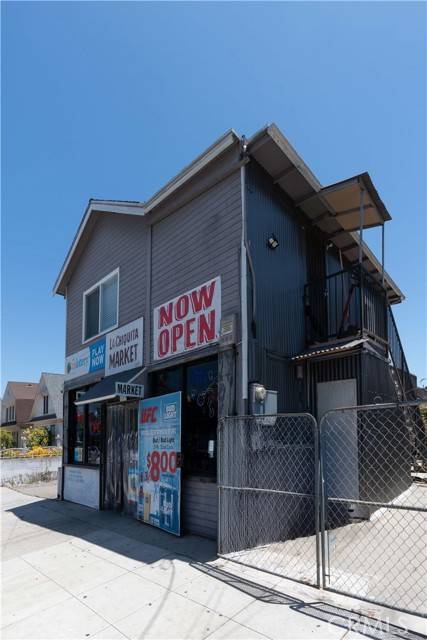 285 W 9th ST, San Pedro, CA 90731